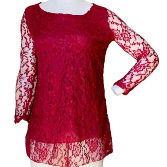 NWT Women's Red Floral Rose Lace Long Sleeve Tunic Top L - Fit More Like S/M 77D - Picture 1 of 6